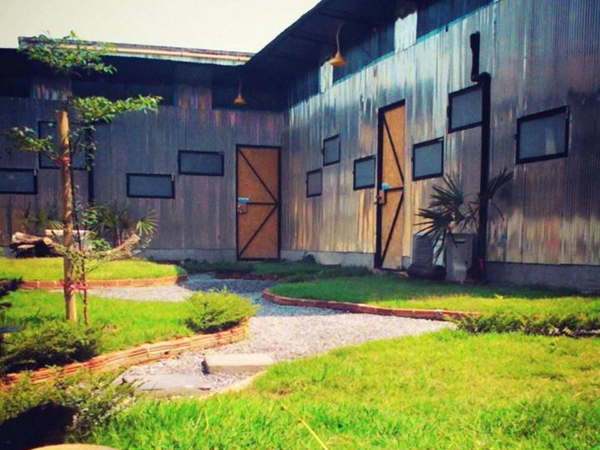 Viva Shack Hostel Chiang Mai Exterior photo